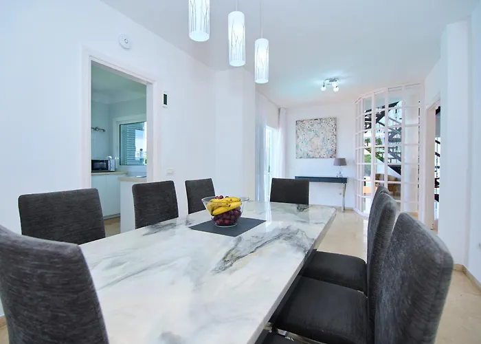 Casa Palmeras 别墅 *